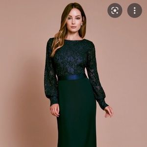 Tadashi Shoji Rudee Long-Sleeve Lace & Crepe Gown - Navy